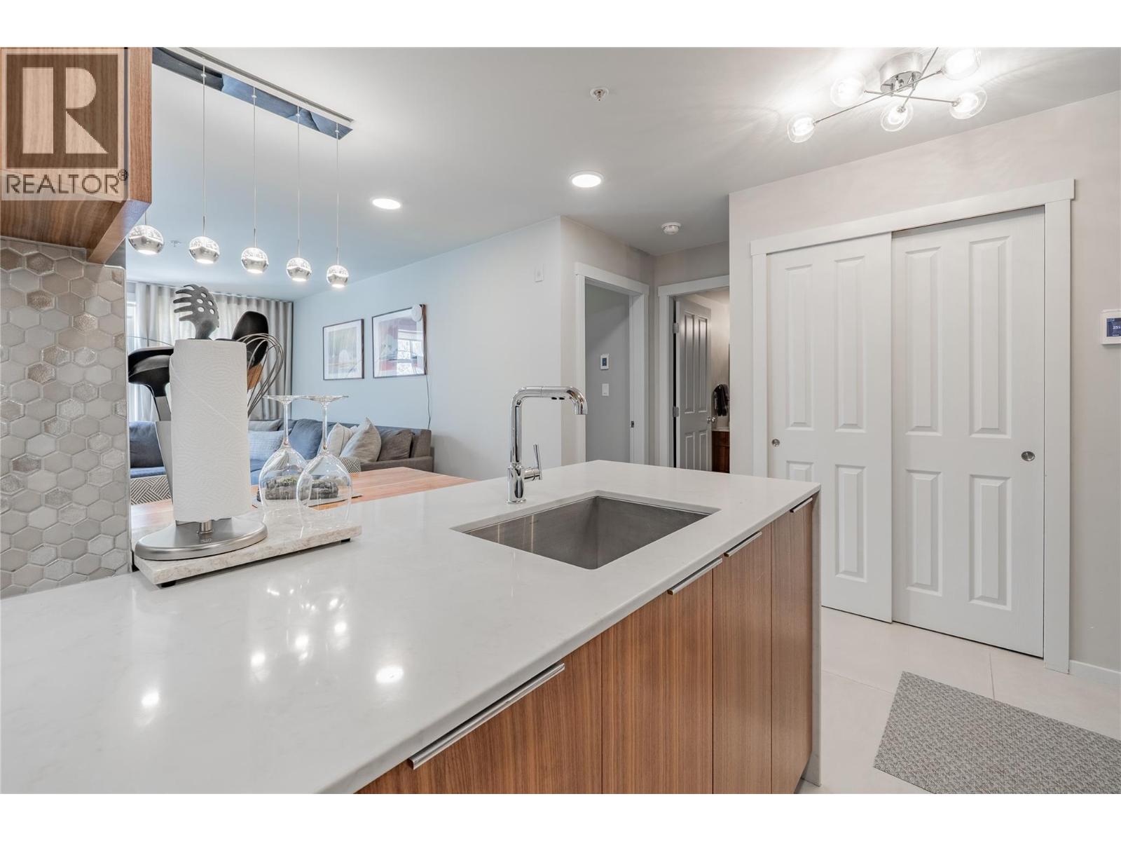 2050 Summit Drive Unit# 202, Panorama, British Columbia  V0A 1T0 - Photo 31 - 10373605