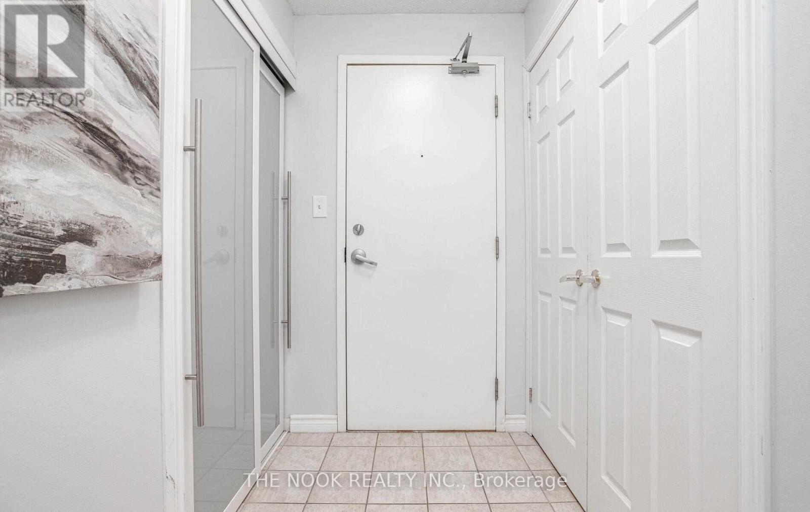 109 - 90 Aspen Springs Drive, Clarington, Ontario  L1C 5N7 - Photo 10 - E12722434