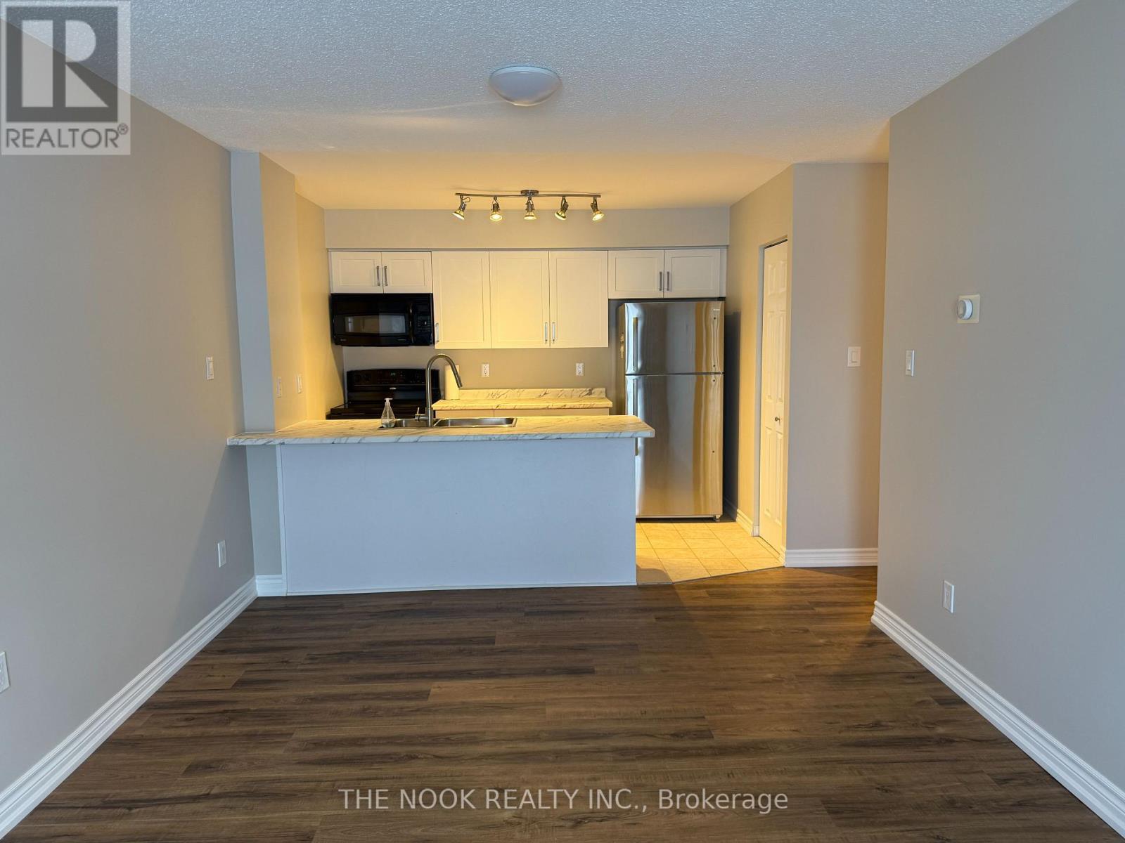 109 - 90 Aspen Springs Drive, Clarington, Ontario  L1C 5N7 - Photo 14 - E12722434