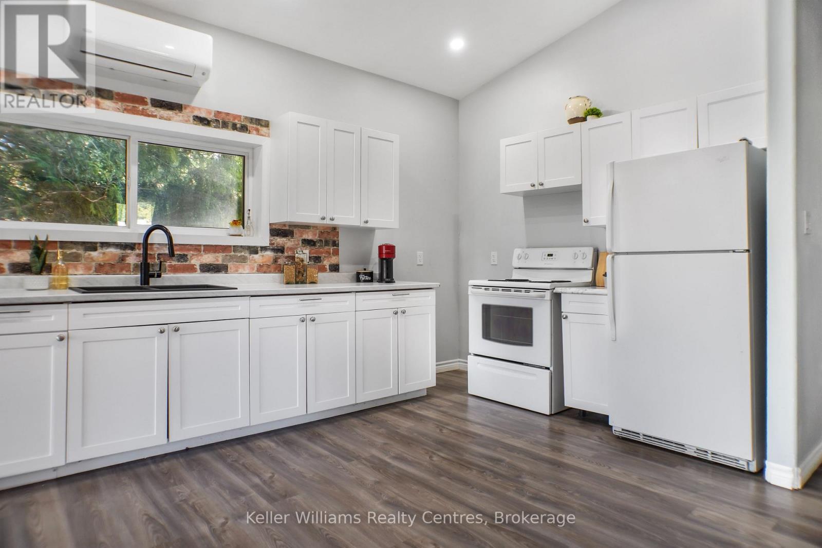 23 Stokes Bay Road, Northern Bruce Peninsula, Ontario  N0H 1W0 - Photo 21 - X12722462