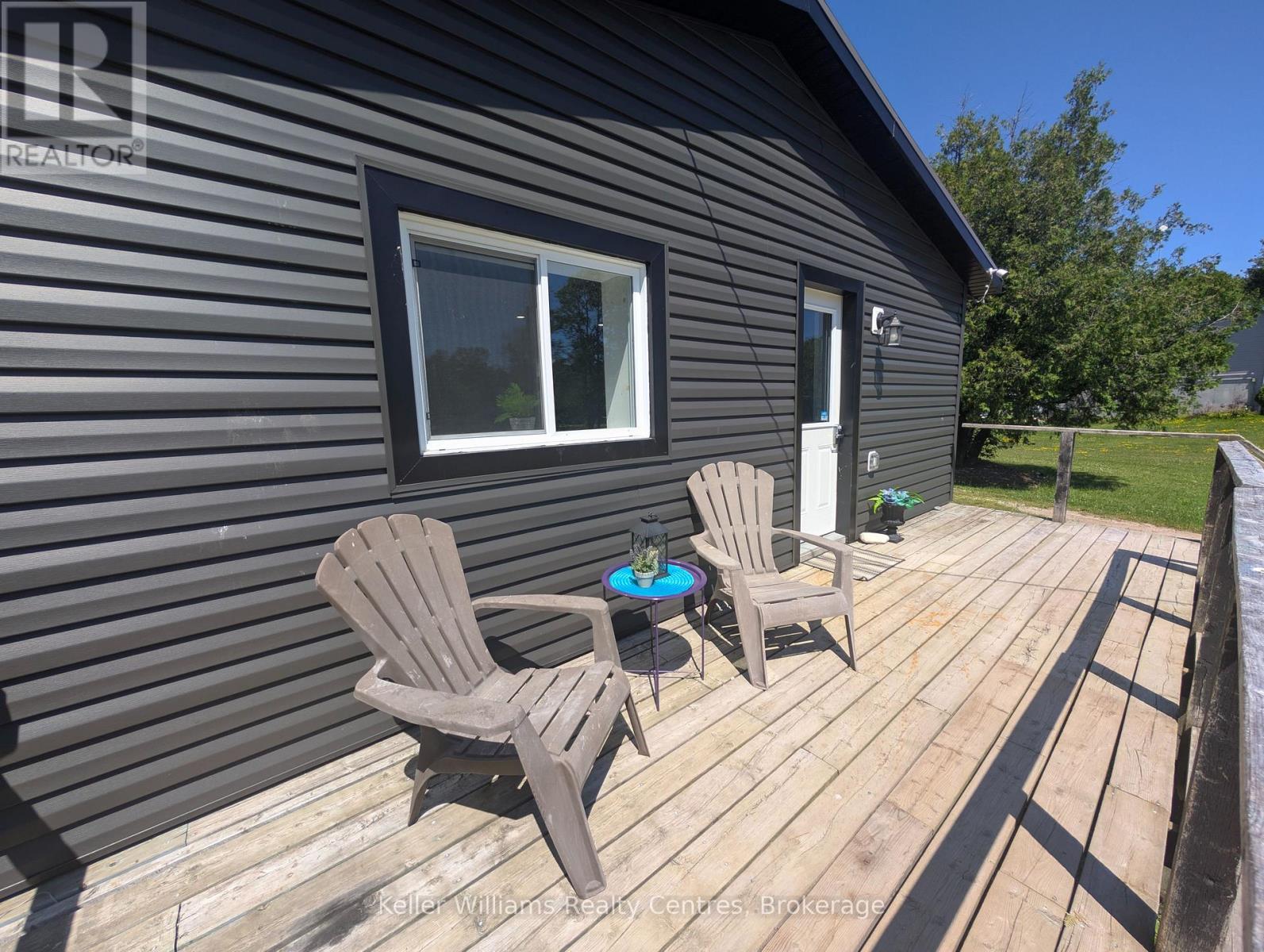 23 Stokes Bay Road, Northern Bruce Peninsula, Ontario  N0H 1W0 - Photo 11 - X12722464