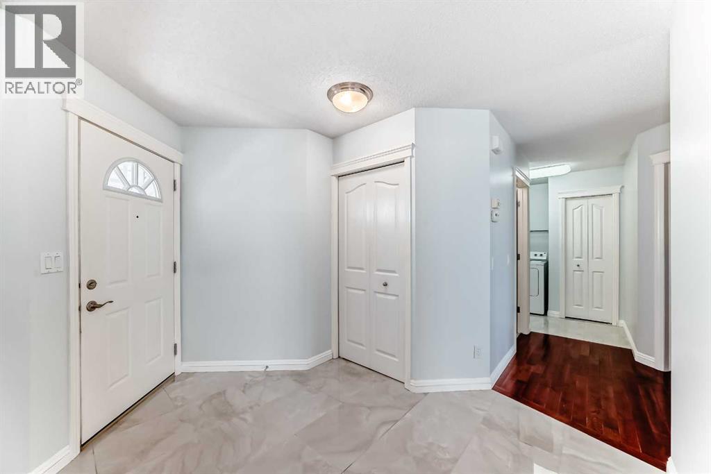 234 Panatella Boulevard Nw, Calgary, Alberta  T3K 6K2 - Photo 2 - A2280064