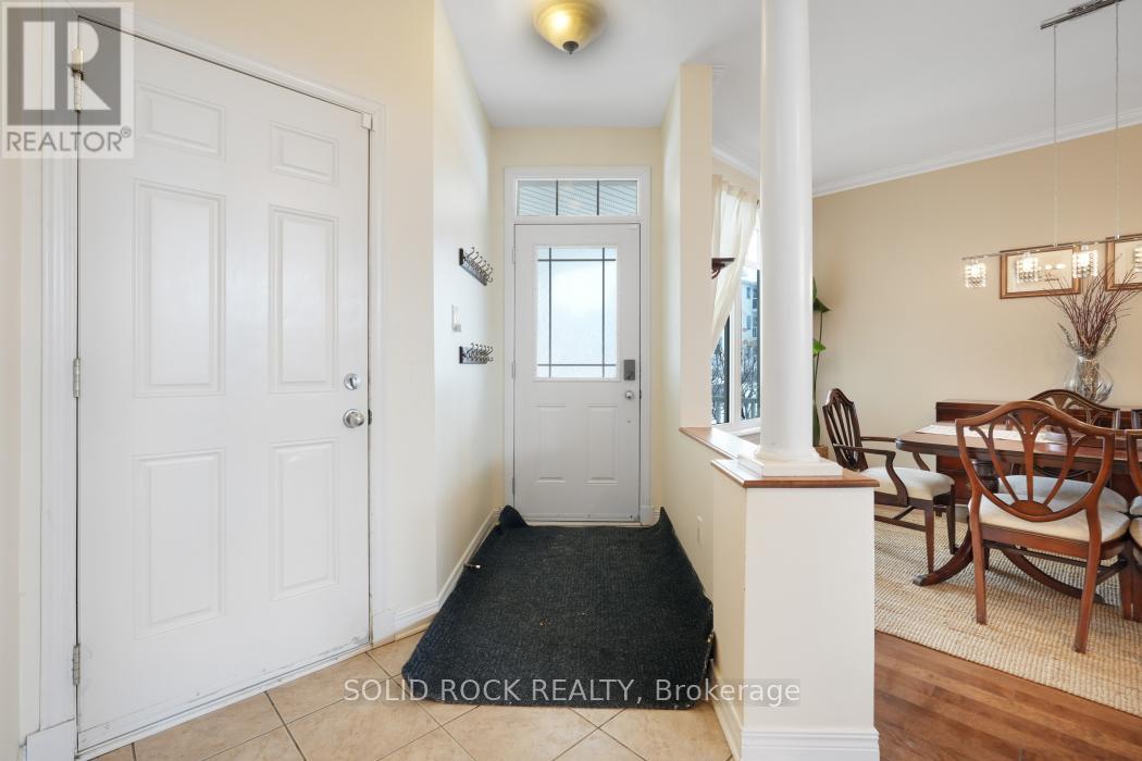 801 Feather Moss Way, Ottawa, Ontario K1V 1X3 - Photo 3 - X12722456