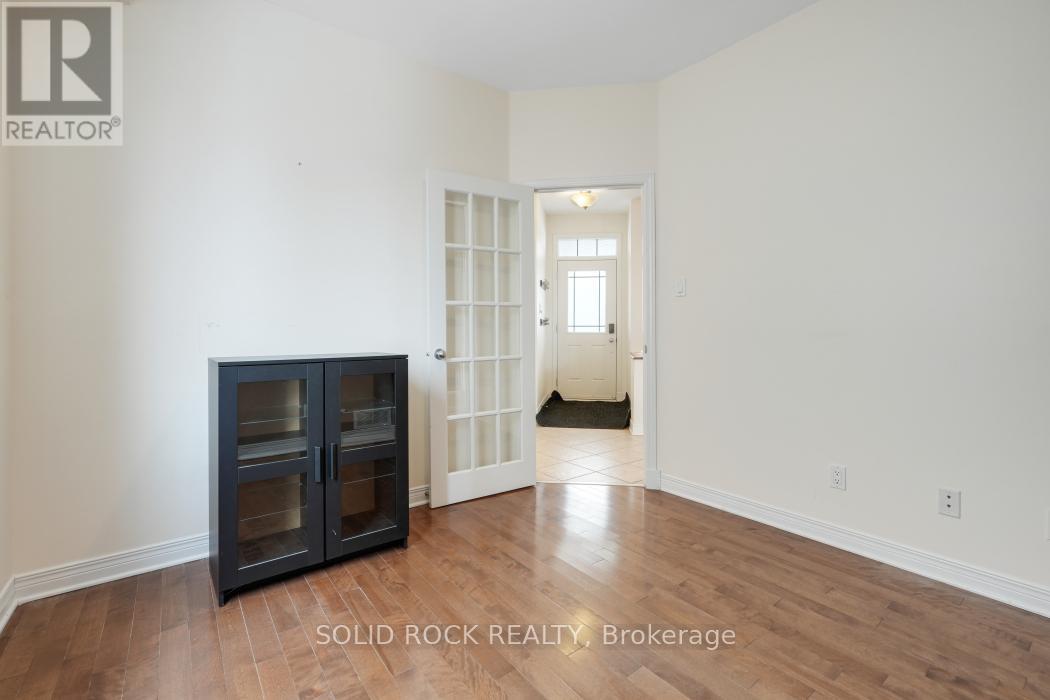 801 Feather Moss Way, Ottawa, Ontario K1V 1X3 - Photo 8 - X12722456