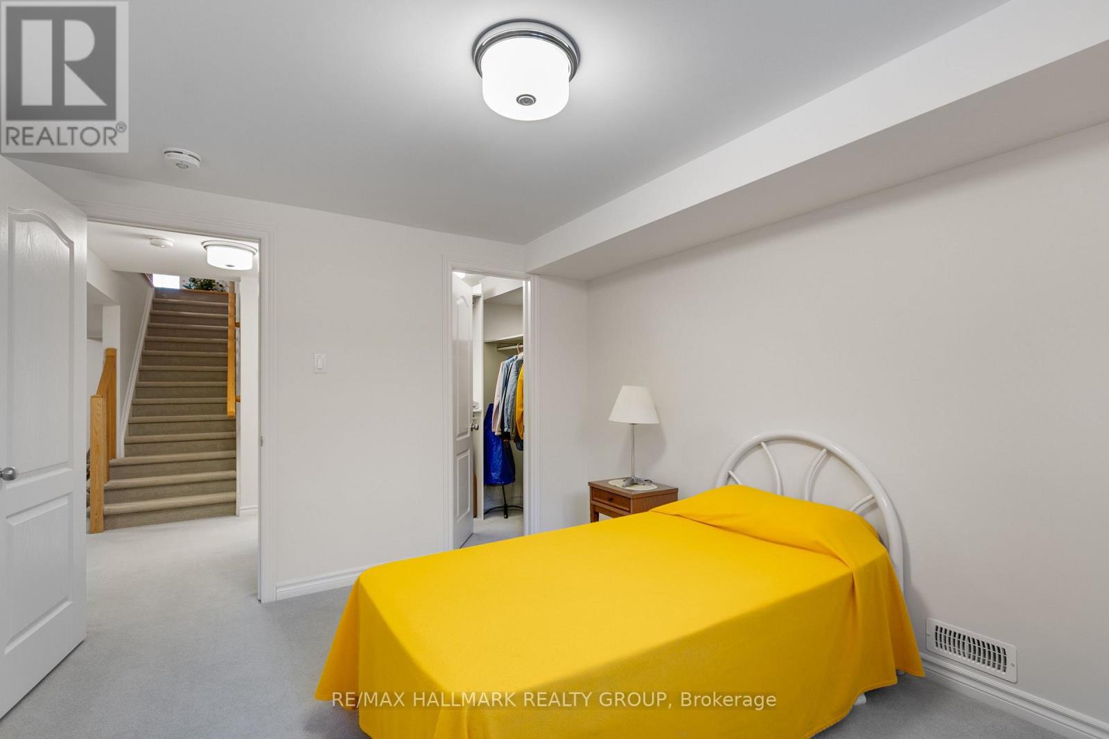 66 Kayenta Street, Ottawa, Ontario  K2S 2K7 - Photo 29 - X12722472