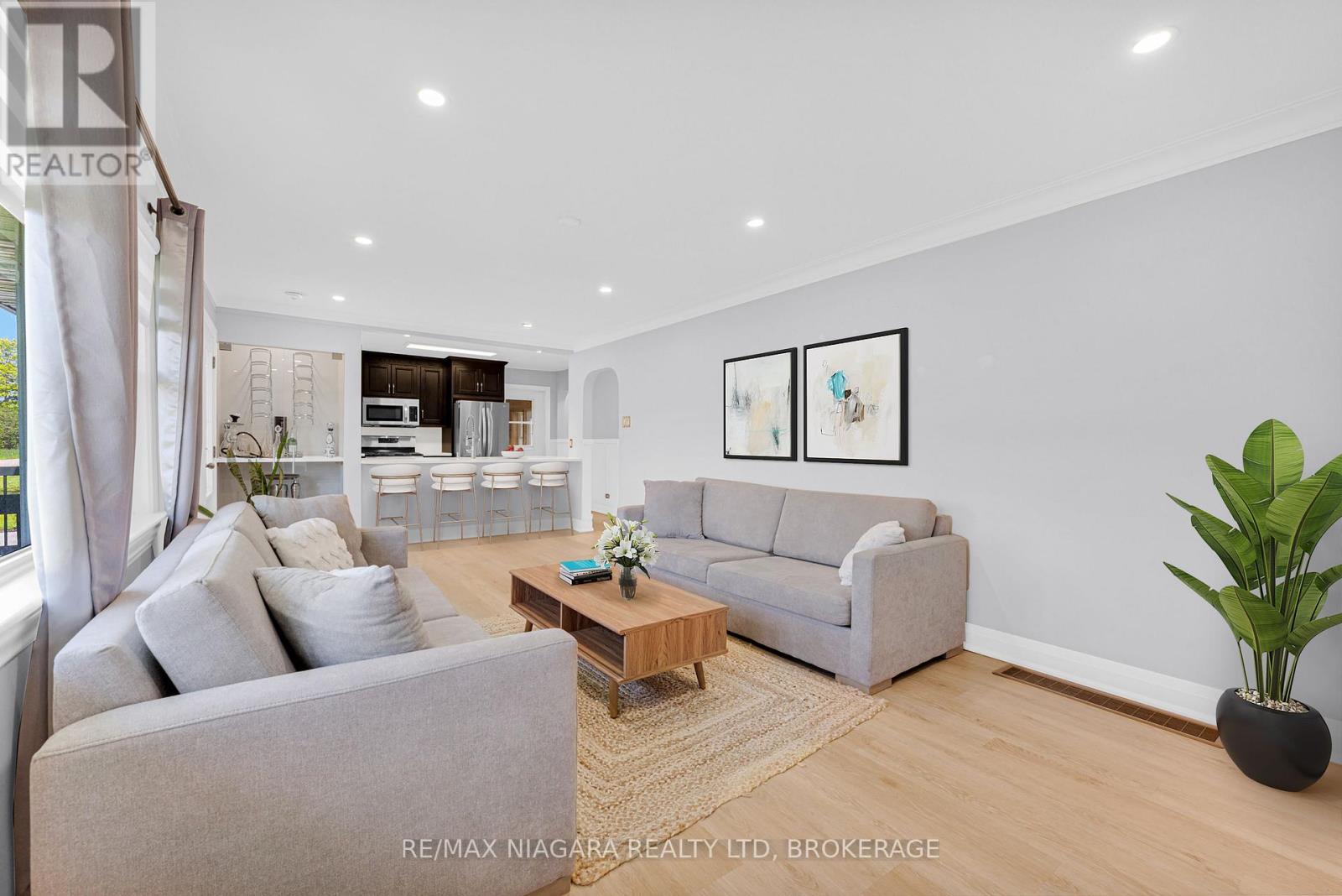 993 Bertie Street, Fort Erie, Ontario  L2A 1Z7 - Photo 14 - X12722370