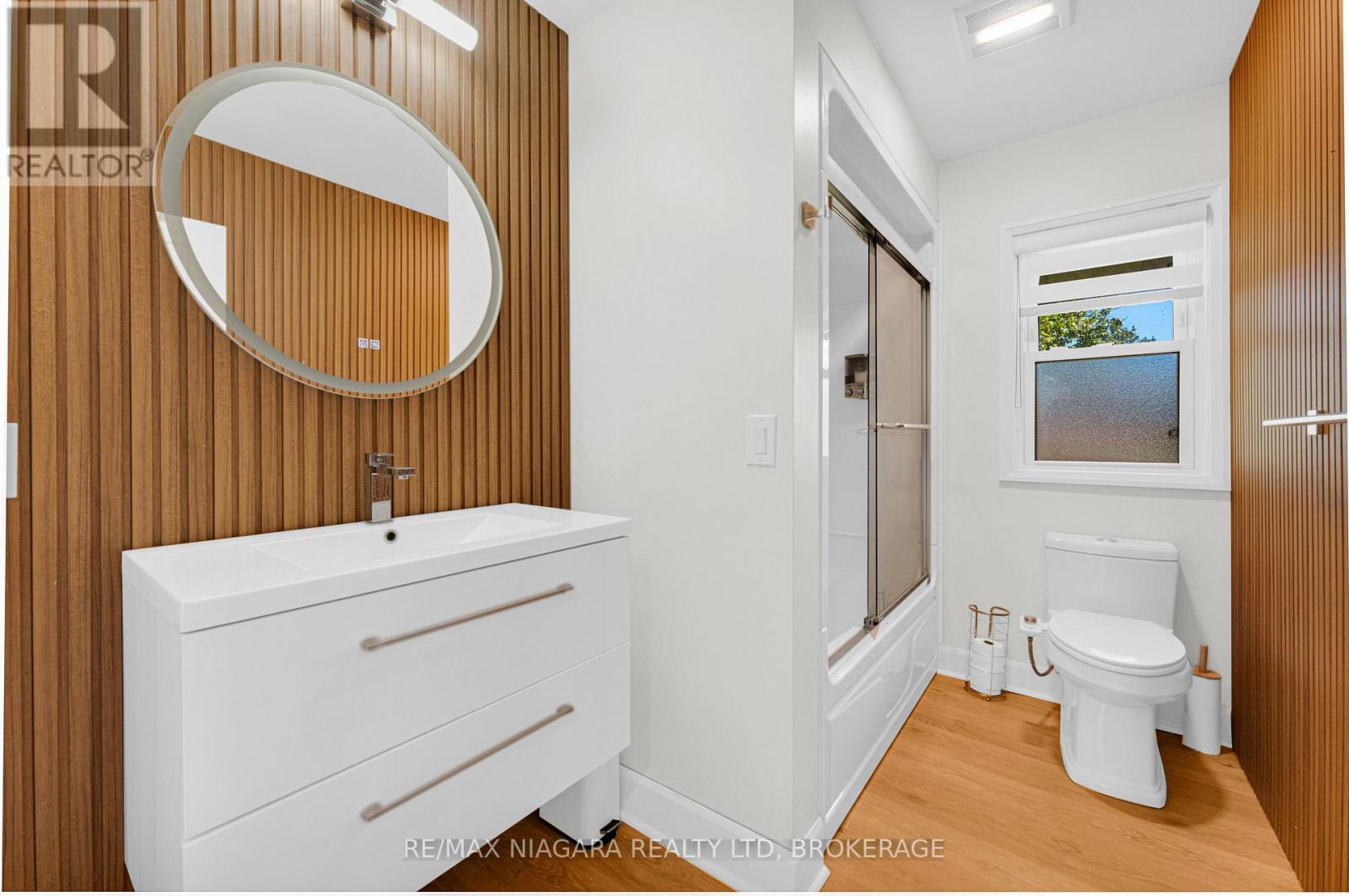 993 Bertie Street, Fort Erie, Ontario  L2A 1Z7 - Photo 17 - X12722370