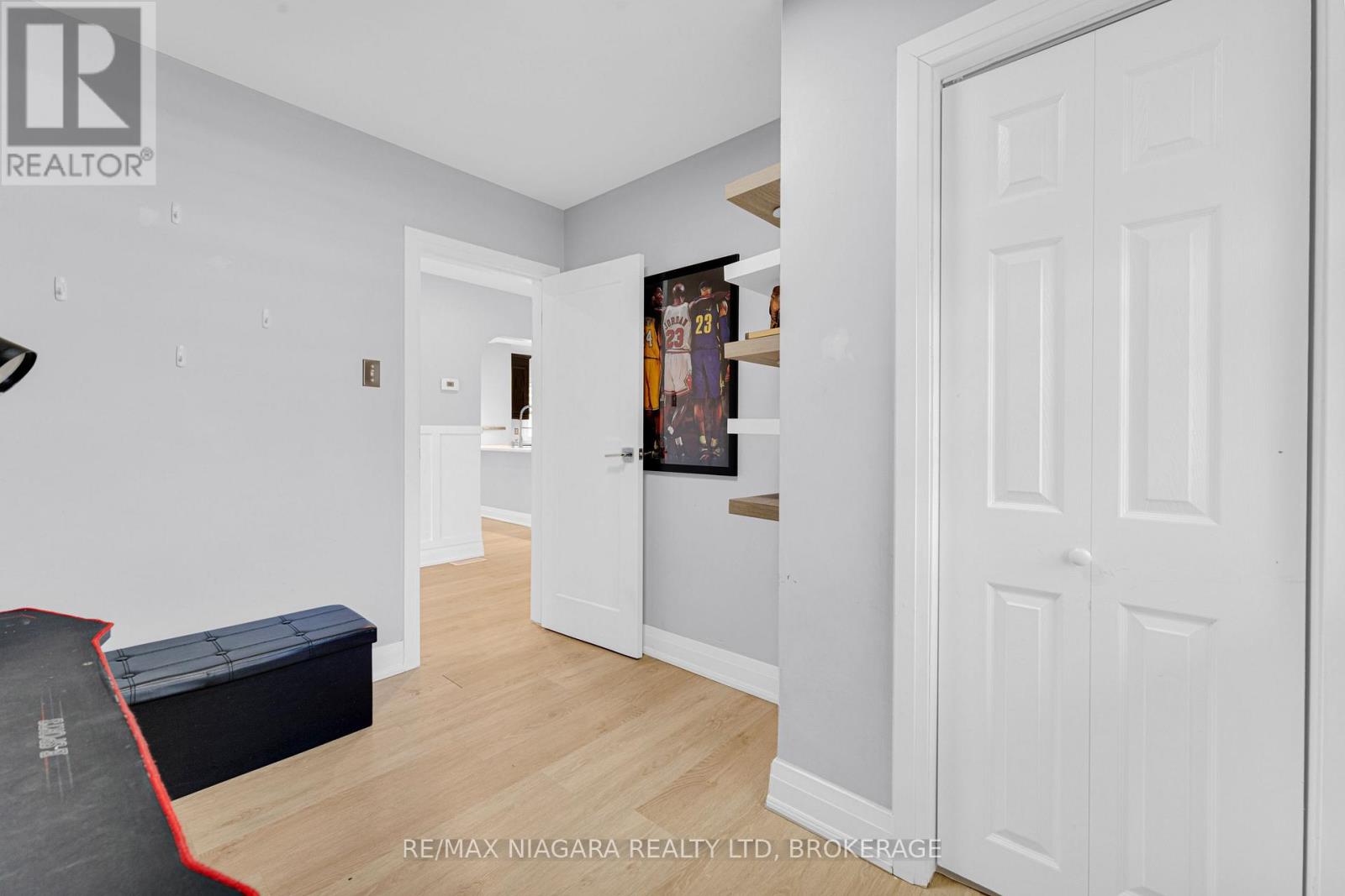 993 Bertie Street, Fort Erie, Ontario  L2A 1Z7 - Photo 19 - X12722370