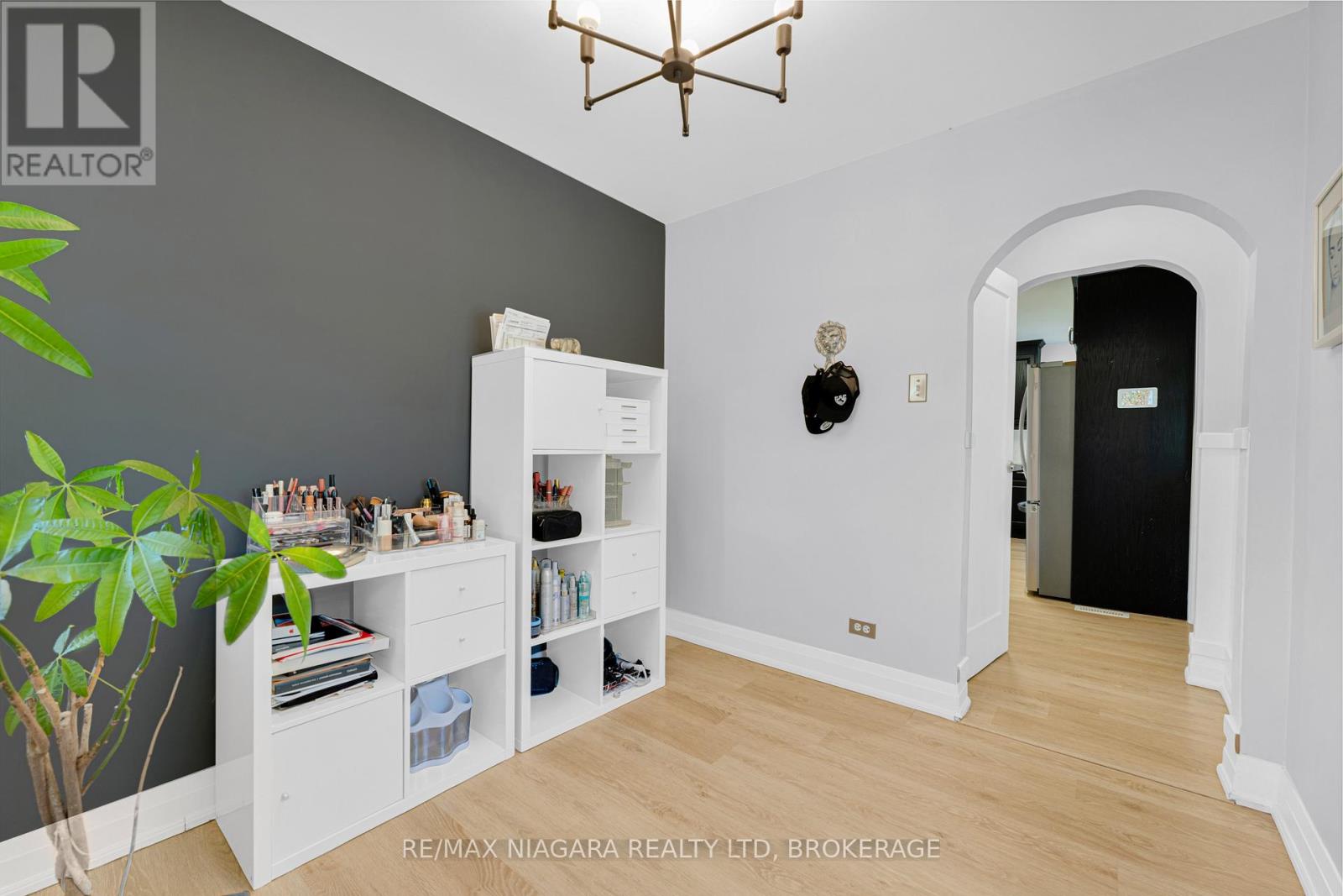 993 Bertie Street, Fort Erie, Ontario  L2A 1Z7 - Photo 23 - X12722370