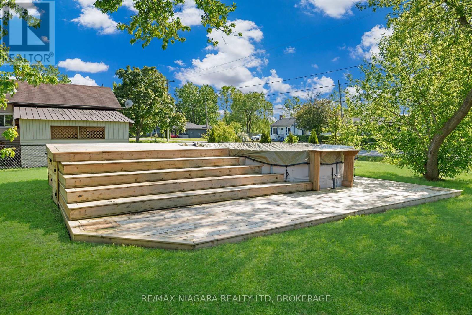 993 Bertie Street, Fort Erie, Ontario  L2A 1Z7 - Photo 42 - X12722370