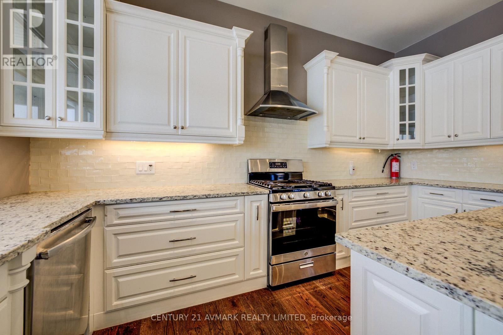 9208 Hendershot Boulevard, Niagara Falls, Ontario  L2H 0E3 - Photo 18 - X12722480