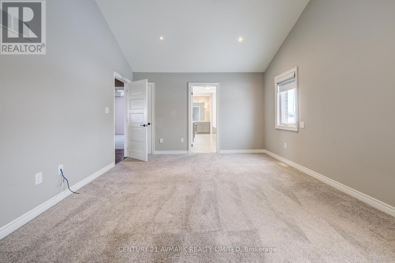 9208 Hendershot Boulevard, Niagara Falls, Ontario  L2H 0E3 - Photo 33 - X12722480