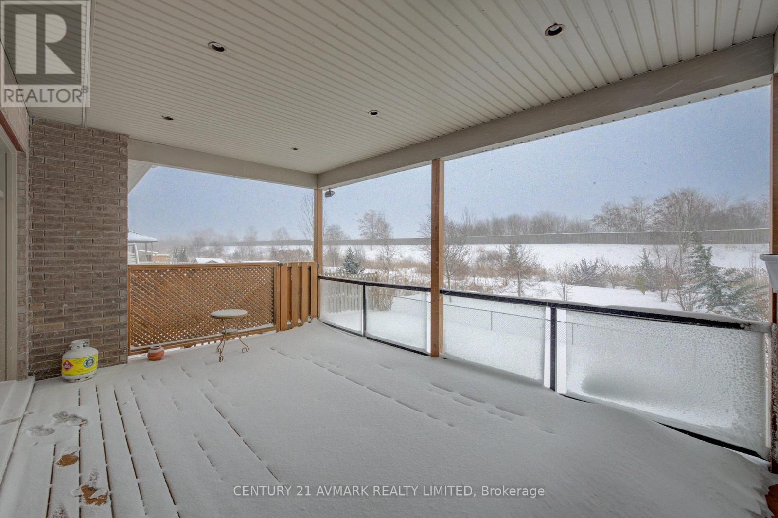 9208 Hendershot Boulevard, Niagara Falls, Ontario  L2H 0E3 - Photo 39 - X12722480