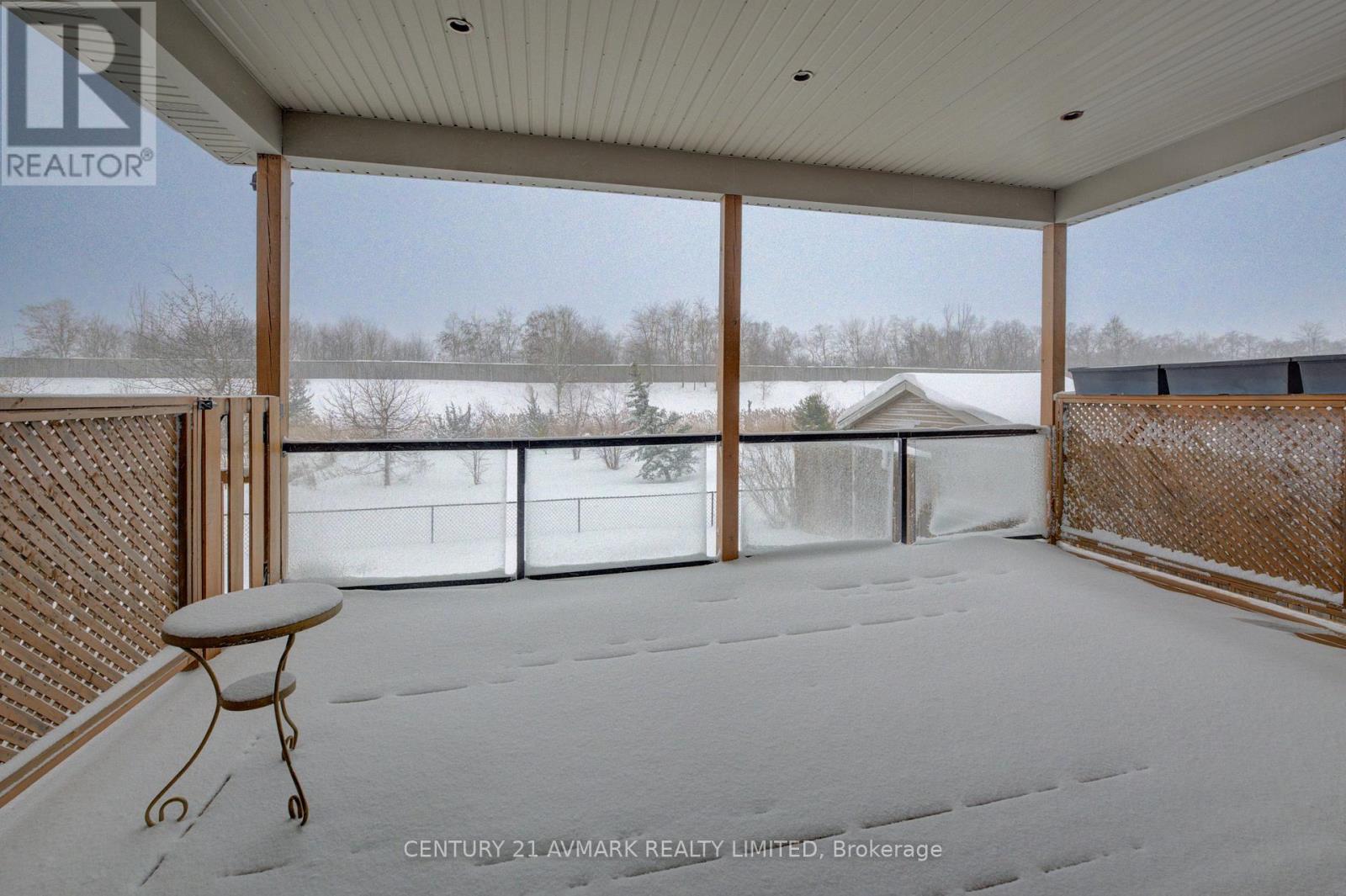 9208 Hendershot Boulevard, Niagara Falls, Ontario  L2H 0E3 - Photo 4 - X12722480