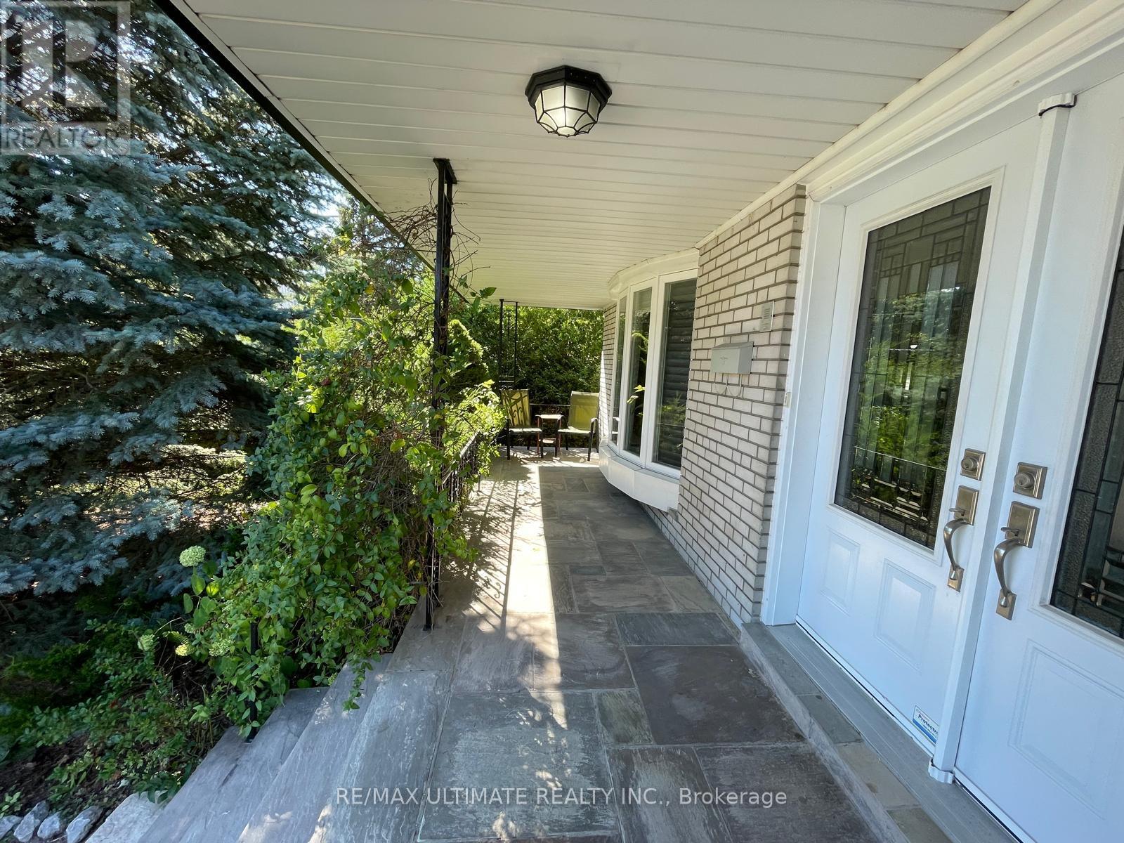 55 Tollerton Avenue, Toronto, Ontario  M2K 2H4 - Photo 3 - C12722144