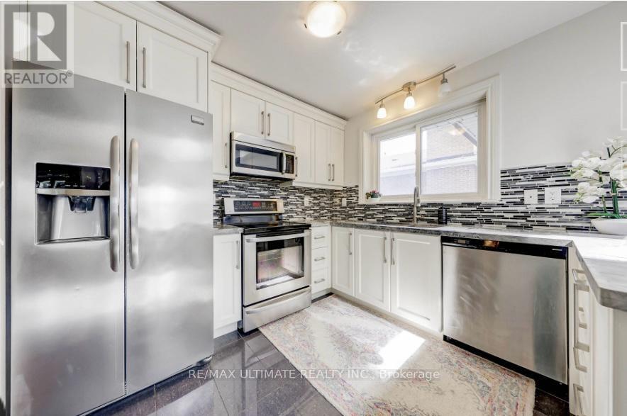 55 Tollerton Avenue, Toronto, Ontario  M2K 2H4 - Photo 8 - C12722144