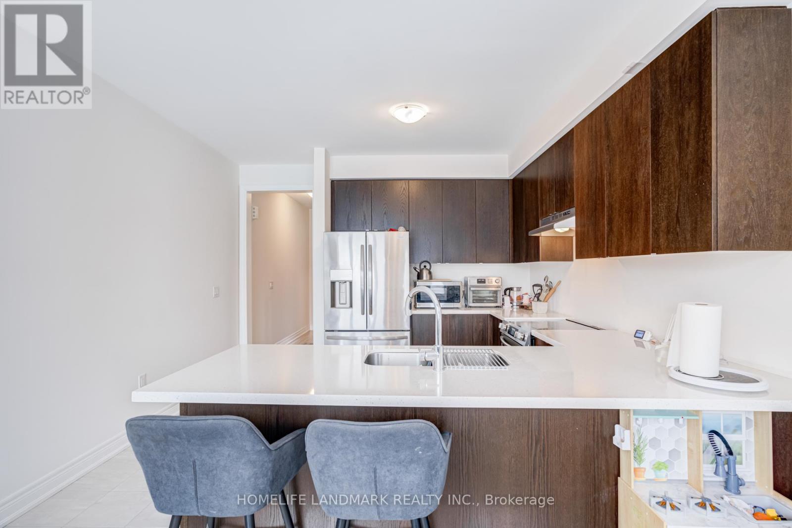 2844 Whites Road, Pickering, Ontario  L1X 0R6 - Photo 12 - E12721442