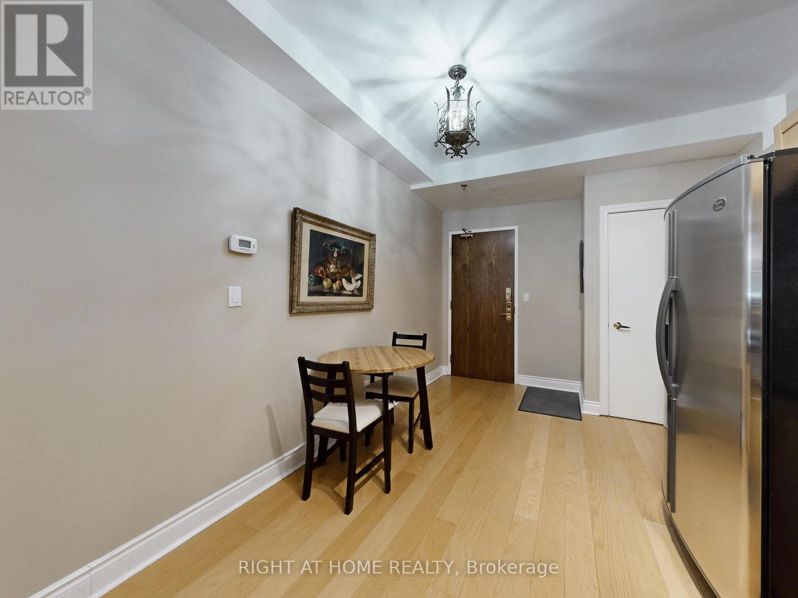 402 - 73 Richmond Street W, Toronto, Ontario  M5H 4E8 - Photo 29 - C12722374