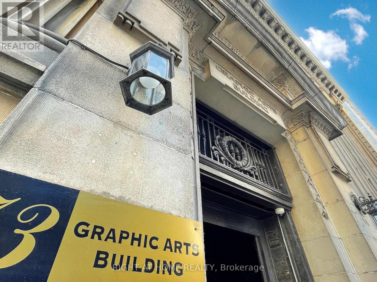 402 - 73 Richmond Street W, Toronto, Ontario  M5H 4E8 - Photo 8 - C12722374