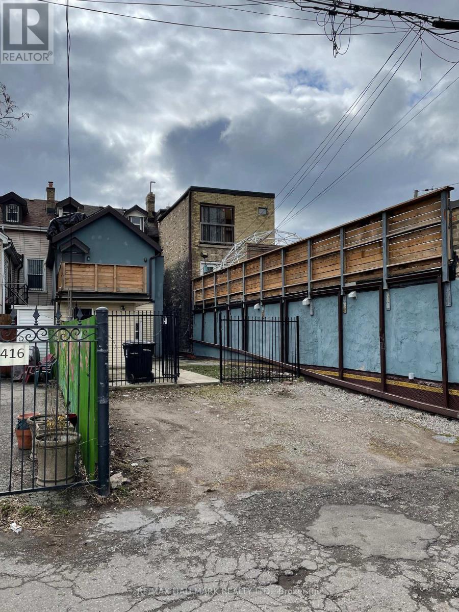 414 Dundas Street E, Toronto, Ontario  M5A 2A8 - Photo 37 - C12722518