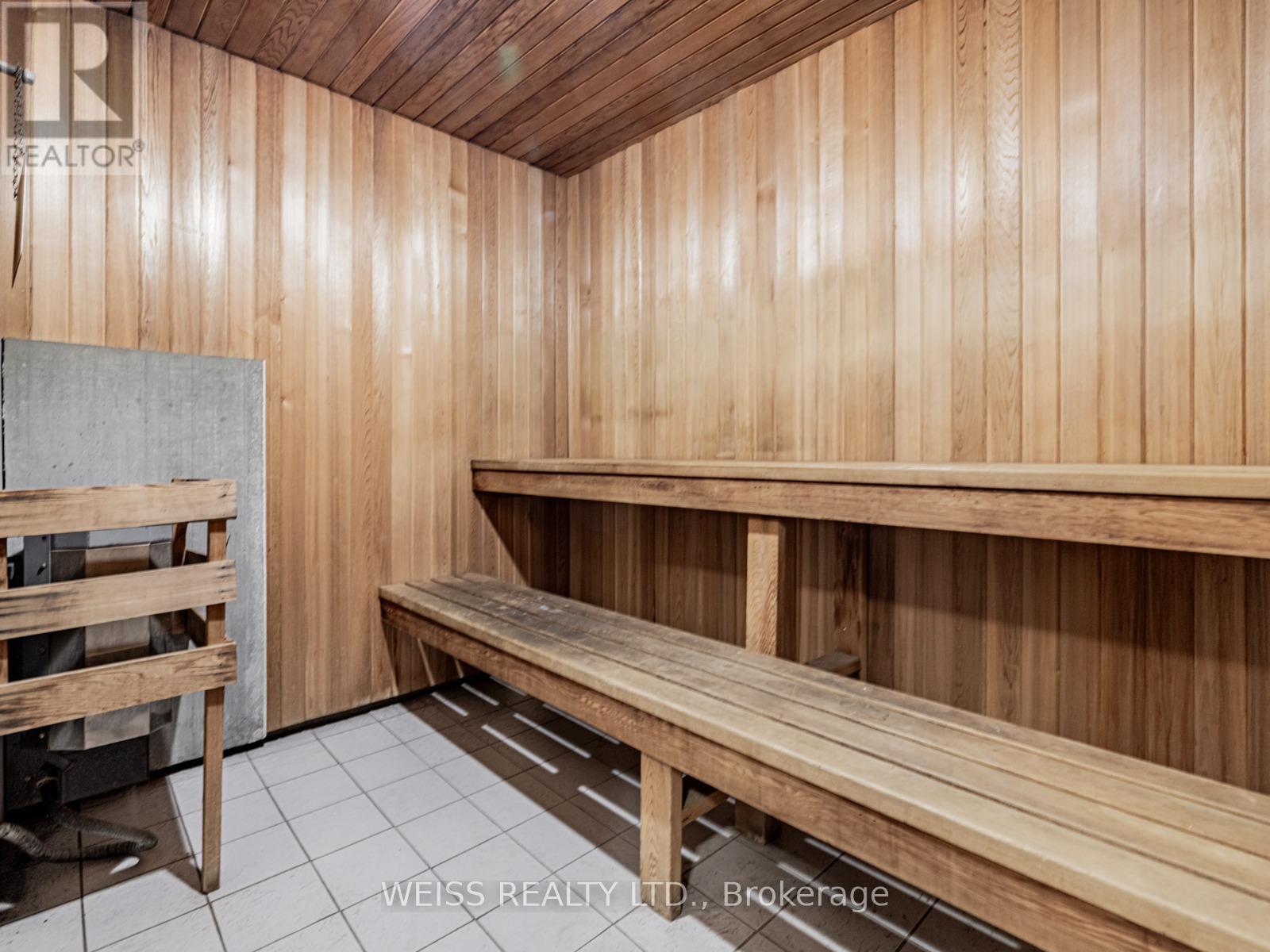 301 - 130 Neptune Drive, Toronto, Ontario  M6A 1X5 - Photo 32 - C12722534