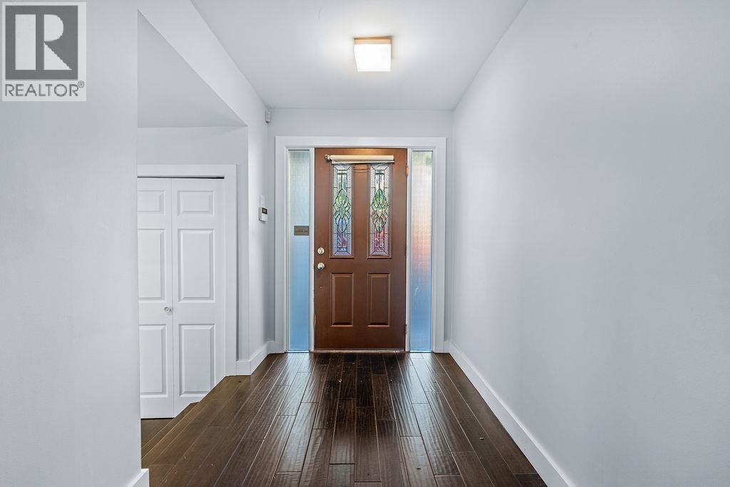 271 Montroyal Boulevard, North Vancouver, British Columbia  V7N 4E4 - Photo 5 - R3082379