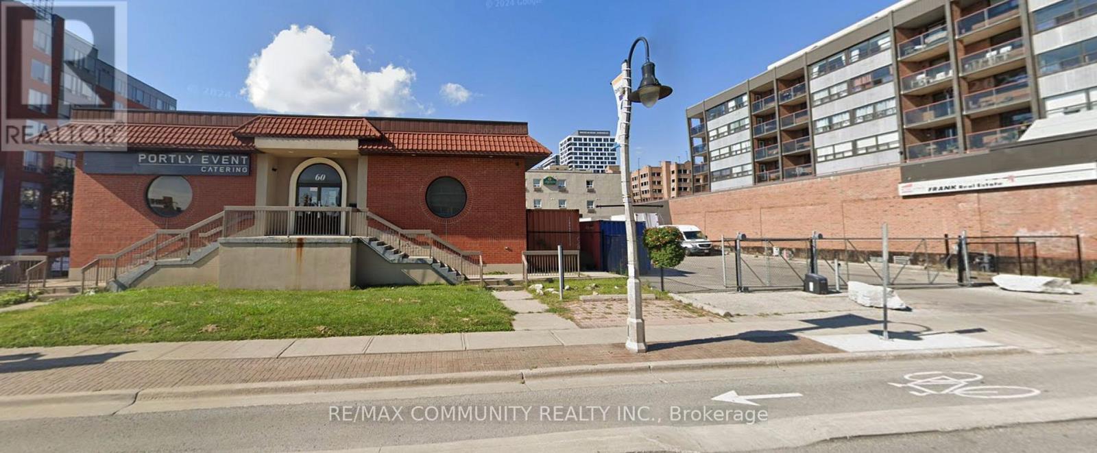 60 ATHOL STREET E, Oshawa, Ontario