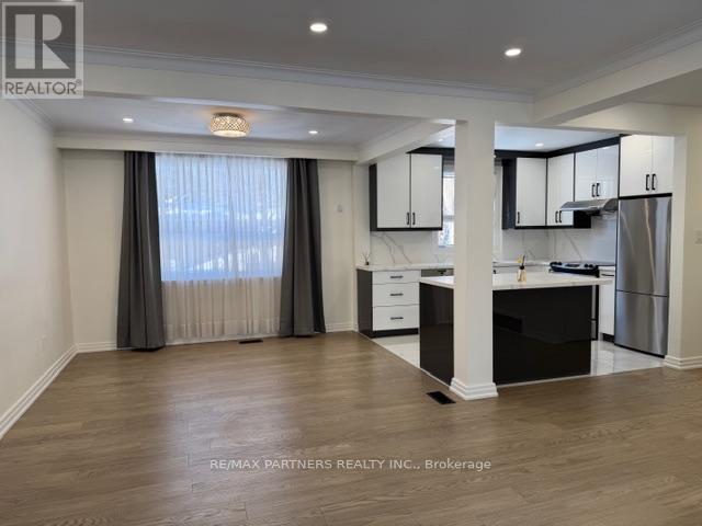 26 Lejune Road, Toronto, Ontario  M1T 2S7 - Photo 5 - E12722506