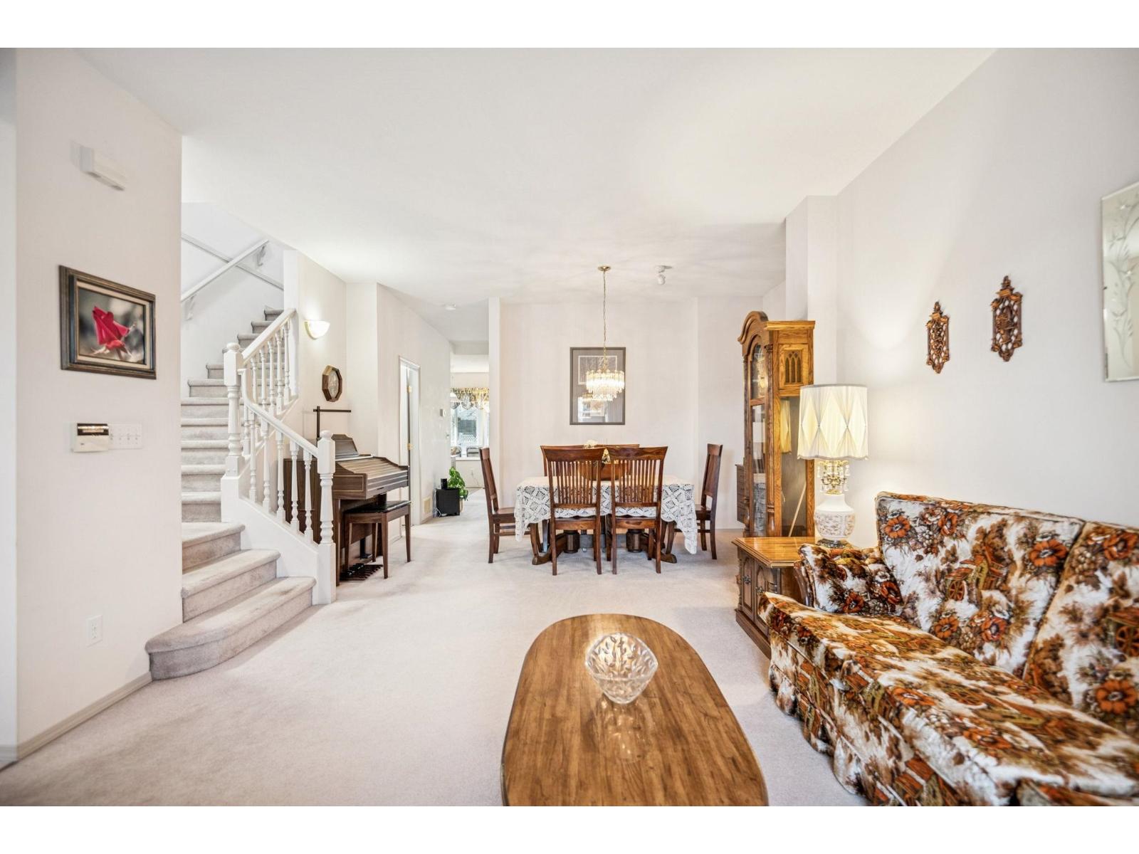 18451 66 Avenue, Surrey, British Columbia  V3S 8V6 - Photo 8 - R3082410