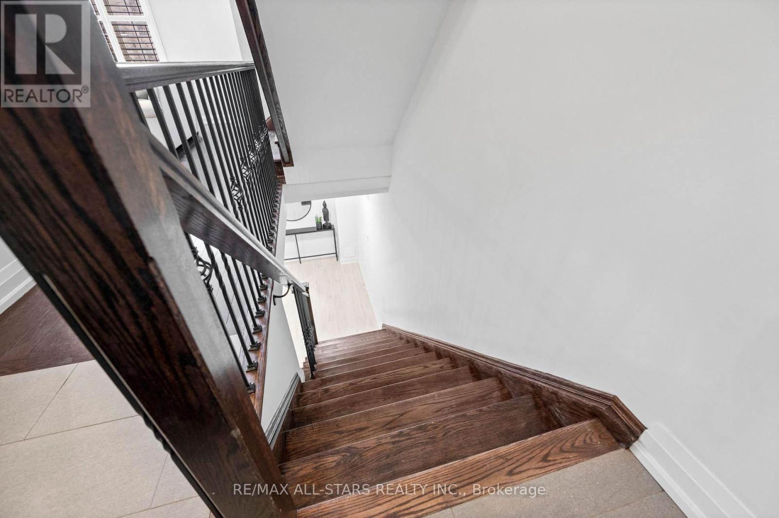 24 - 85 Village Parkway, Markham, Ontario  L3R 4Z7 - Photo 39 - N12722378