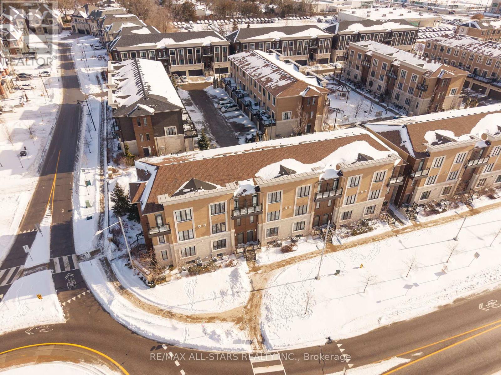 24 - 85 Village Parkway, Markham, Ontario  L3R 4Z7 - Photo 46 - N12722378