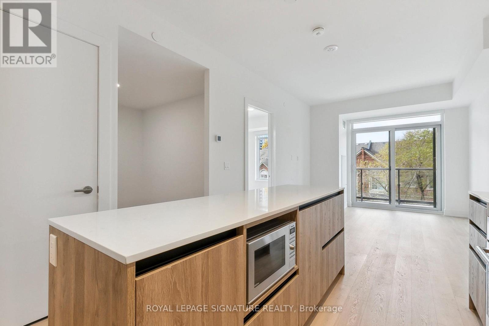 D-329 - 8 Beverley Glen Boulevard, Vaughan, Ontario  L4J 0L5 - Photo 11 - N12722408