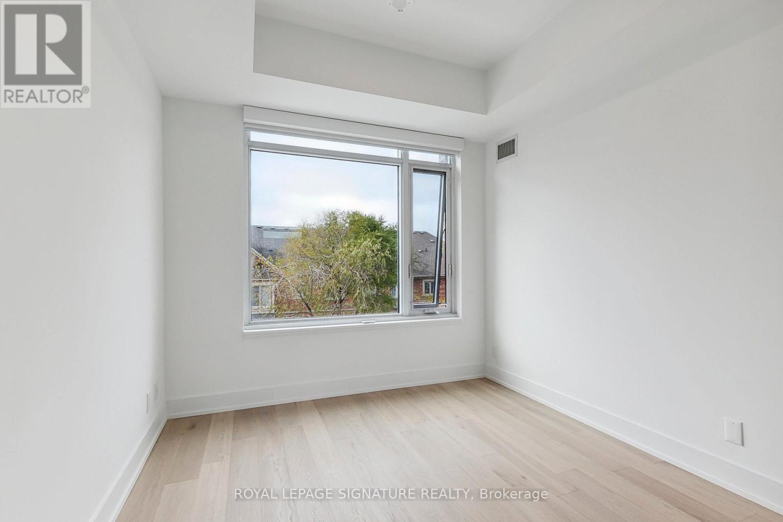 D-329 - 8 Beverley Glen Boulevard, Vaughan, Ontario  L4J 0L5 - Photo 21 - N12722408