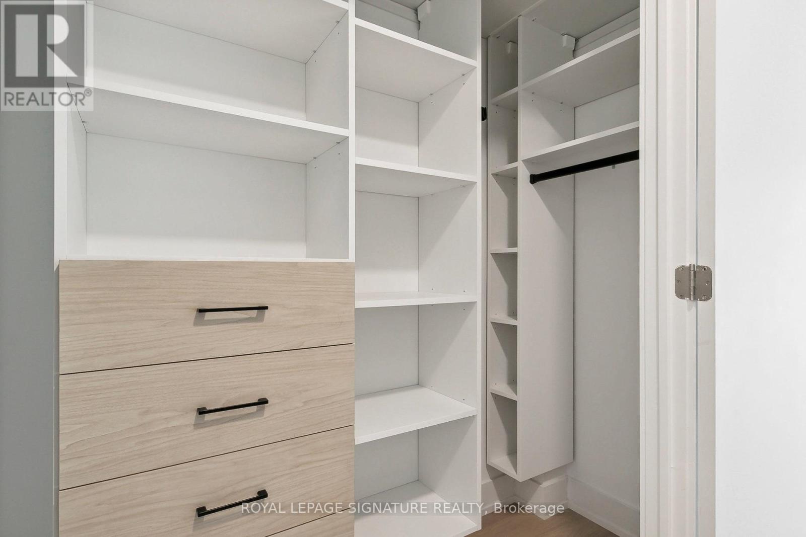 D-329 - 8 Beverley Glen Boulevard, Vaughan, Ontario  L4J 0L5 - Photo 29 - N12722408