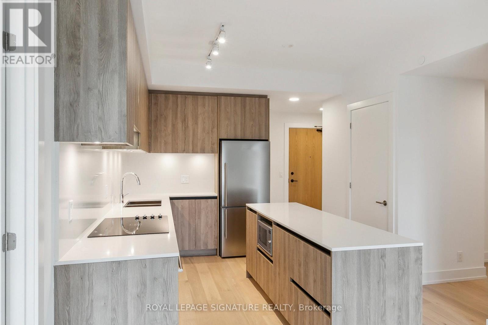 D-329 - 8 Beverley Glen Boulevard, Vaughan, Ontario  L4J 0L5 - Photo 8 - N12722408