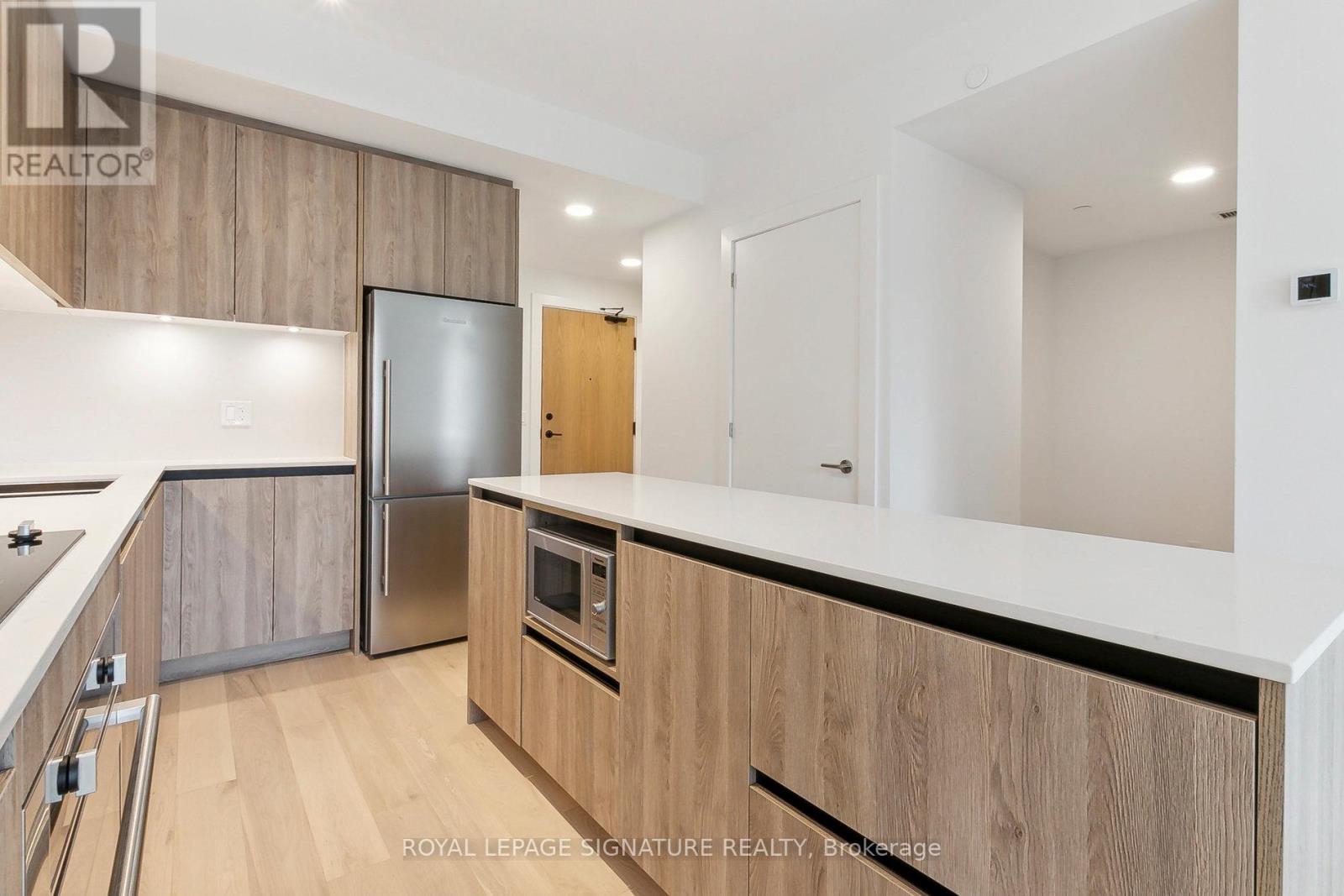 D-329 - 8 Beverley Glen Boulevard, Vaughan, Ontario  L4J 0L5 - Photo 9 - N12722408