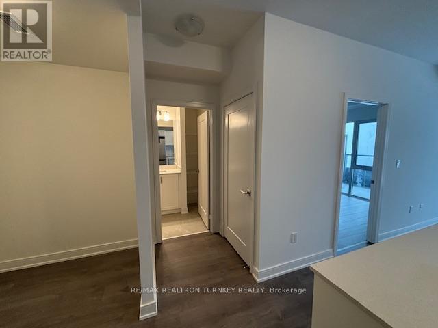 1201 - 705 Davis Drive, Newmarket, Ontario  L3Y 0J1 - Photo 9 - N12722484