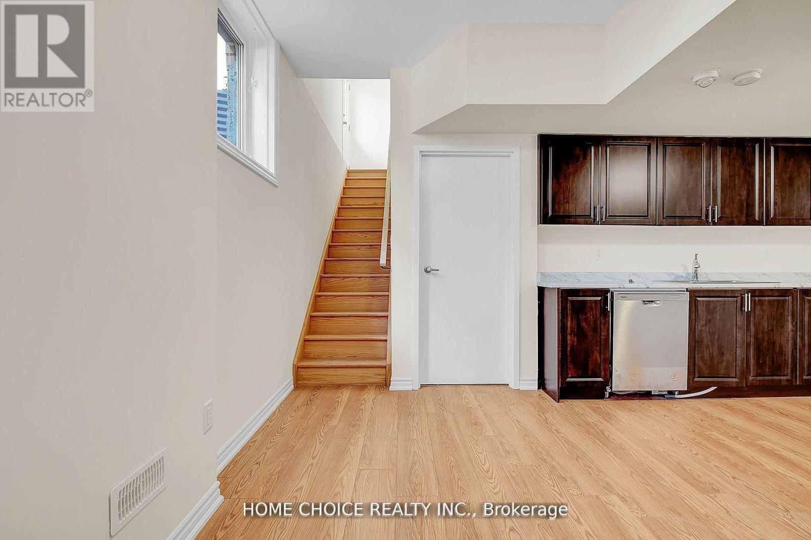 Basement - 143 Terry Fox Drive, Barrie, Ontario  L9L 0L9 - Photo 5 - S12722488