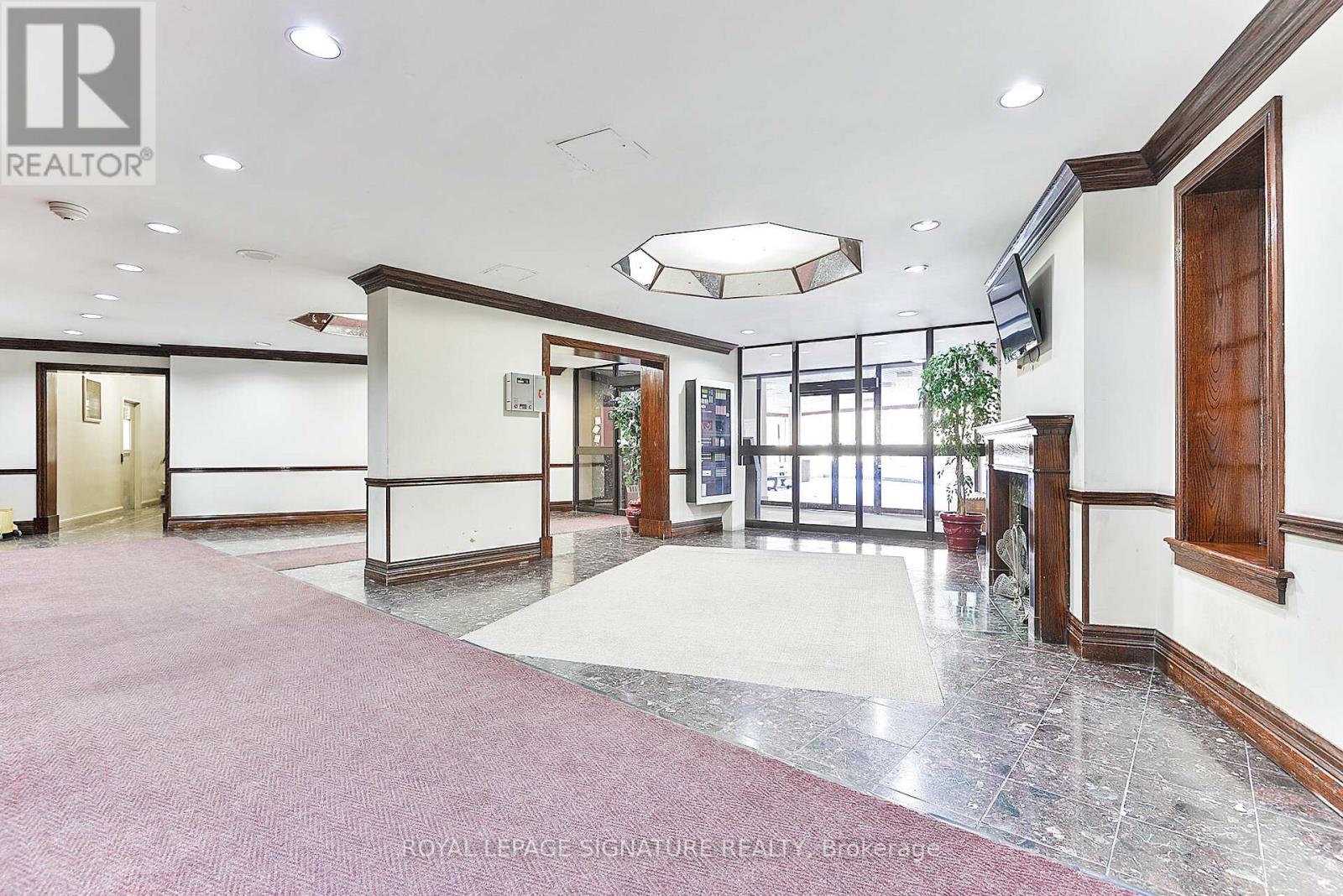 1501 - 625 The West Mall, Toronto, Ontario M9C 4W9 - Photo 2 - W12722364