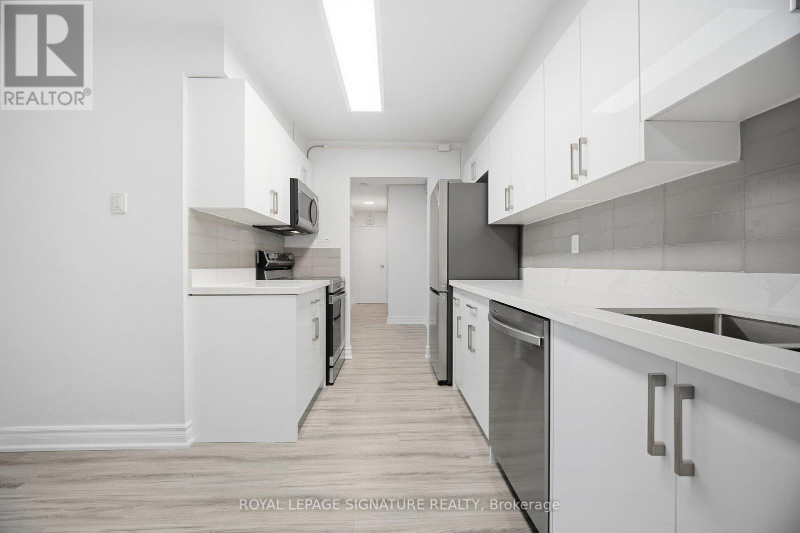 1501 - 625 The West Mall, Toronto, Ontario M9C 4W9 - Photo 5 - W12722364