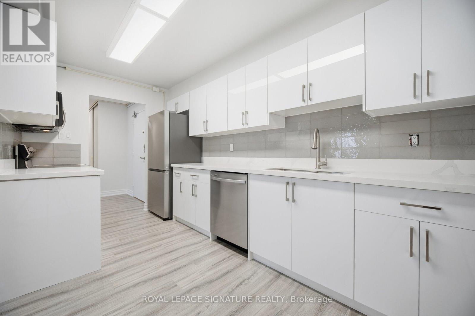 1501 - 625 The West Mall, Toronto, Ontario M9C 4W9 - Photo 6 - W12722364