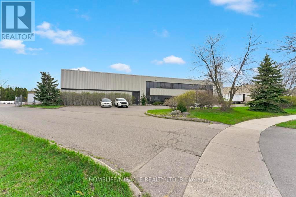 52 Bramwin Court, Brampton, Ontario  L6T 5G2 - Photo 14 - W12722384