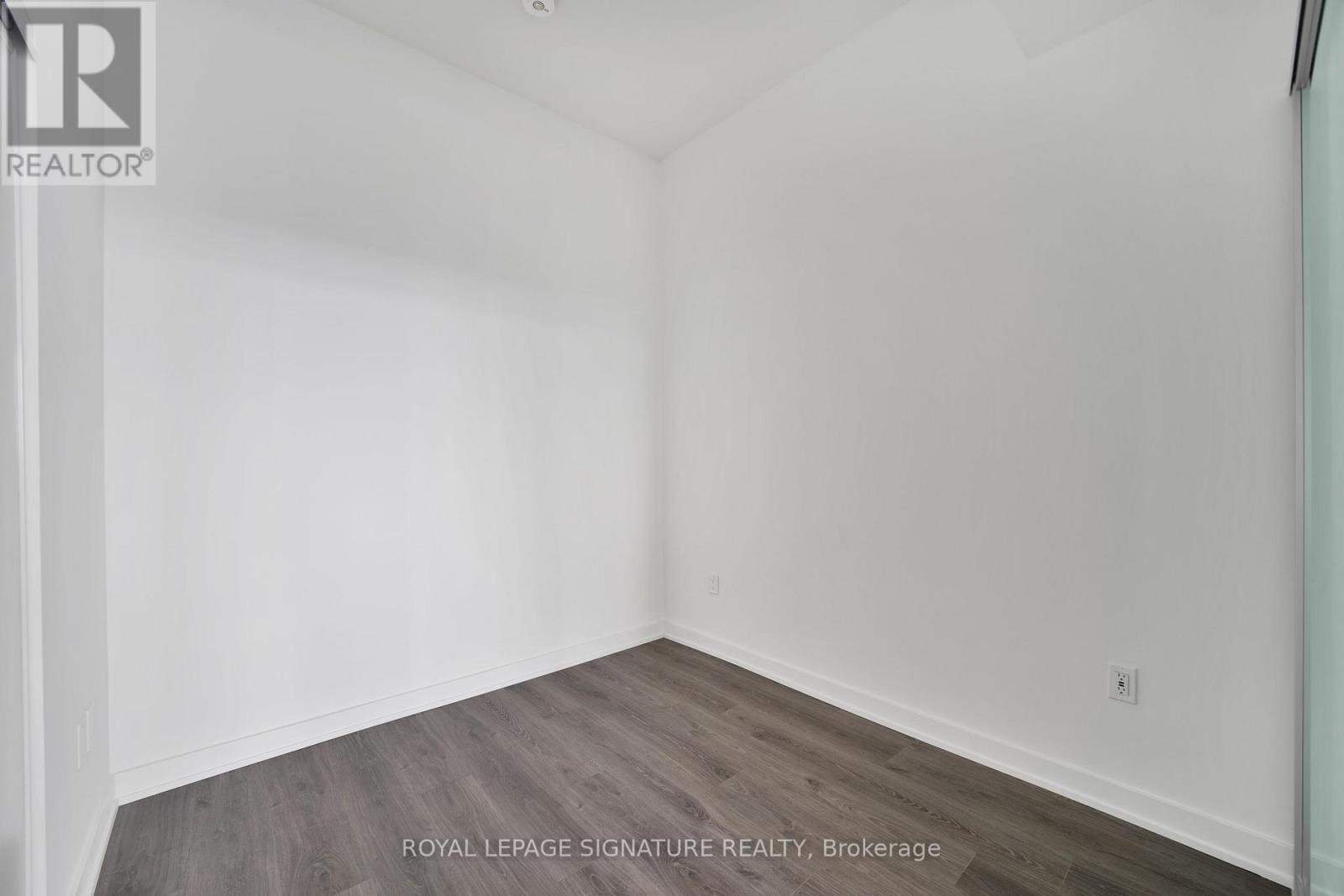 1805 - 28 Ann Street, Mississauga, Ontario  L5G 0E1 - Photo 15 - W12722438