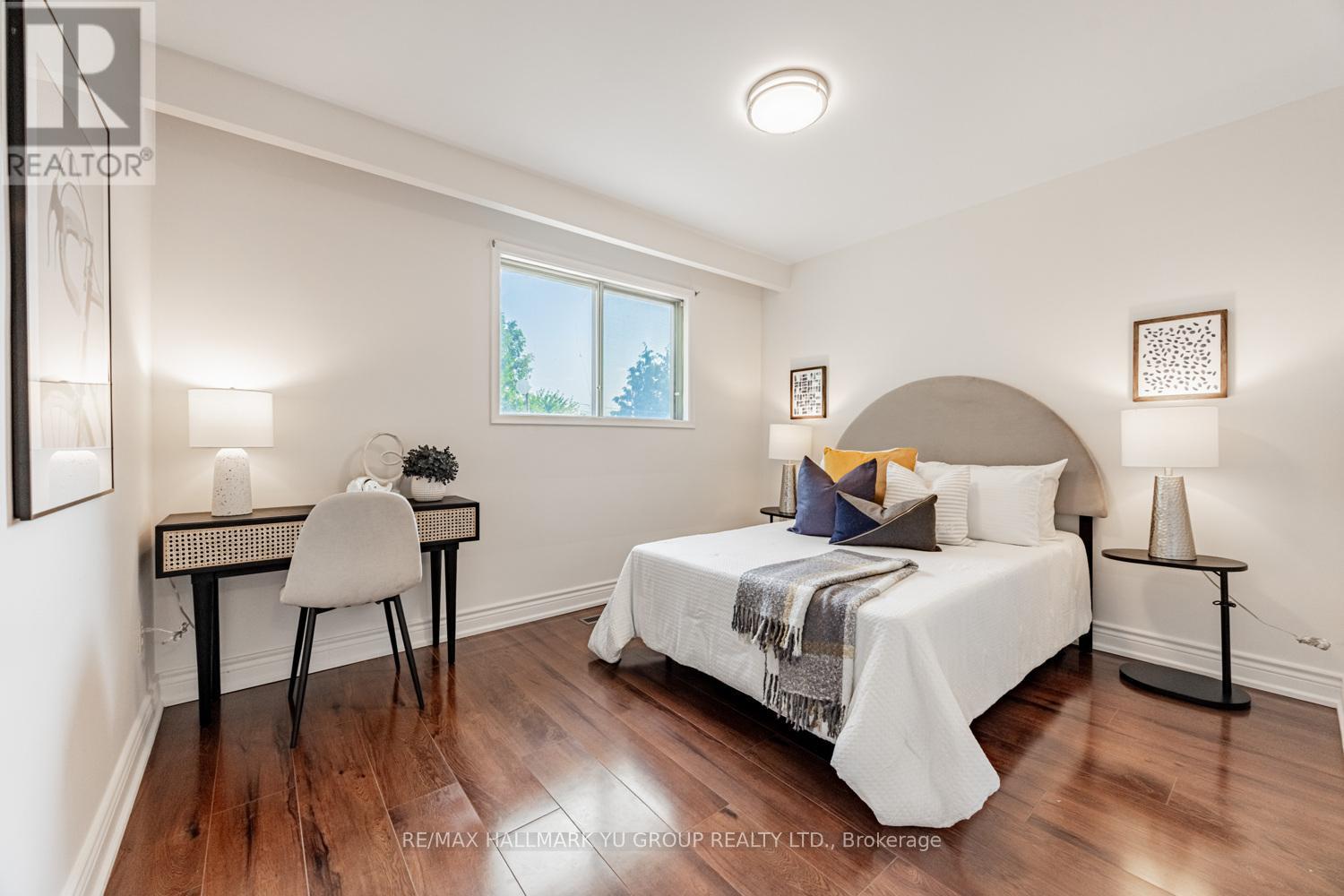 7137 Madiera Road, Mississauga, Ontario  L4T 3A7 - Photo 13 - W12722440