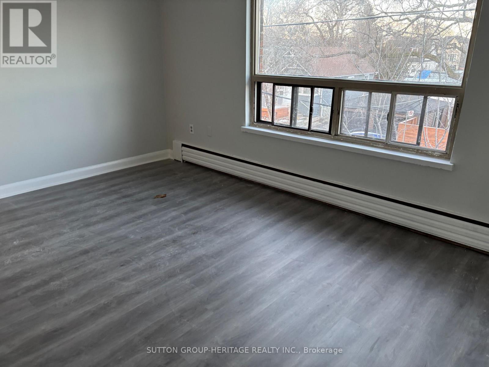 4 - 268 Birmingham Street, Toronto, Ontario  M8V 2E4 - Photo 3 - W12722444