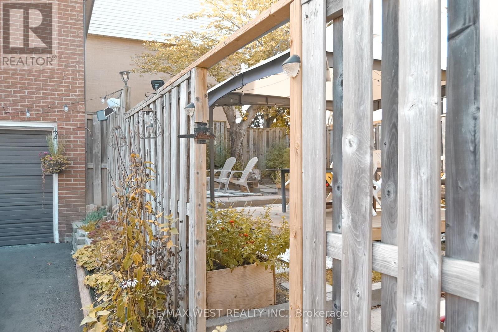 159 - 3175 Kirwin Avenue, Mississauga, Ontario  L5A 3M4 - Photo 6 - W12722478