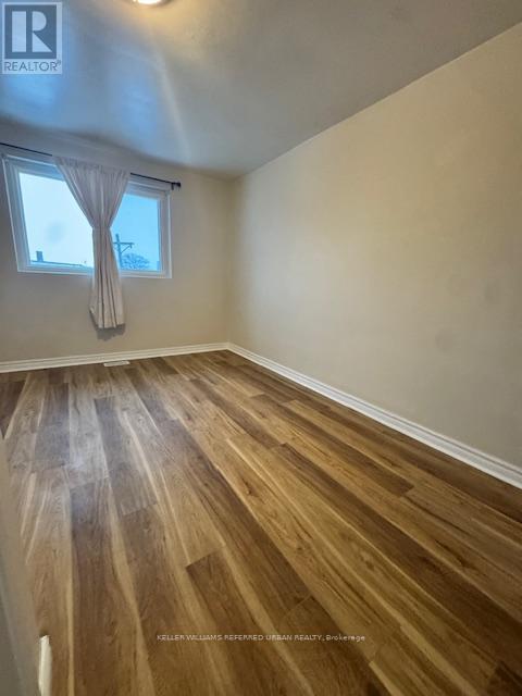 39 Franson Crescent, Toronto, Ontario  M9M 1T6 - Photo 13 - W12722490