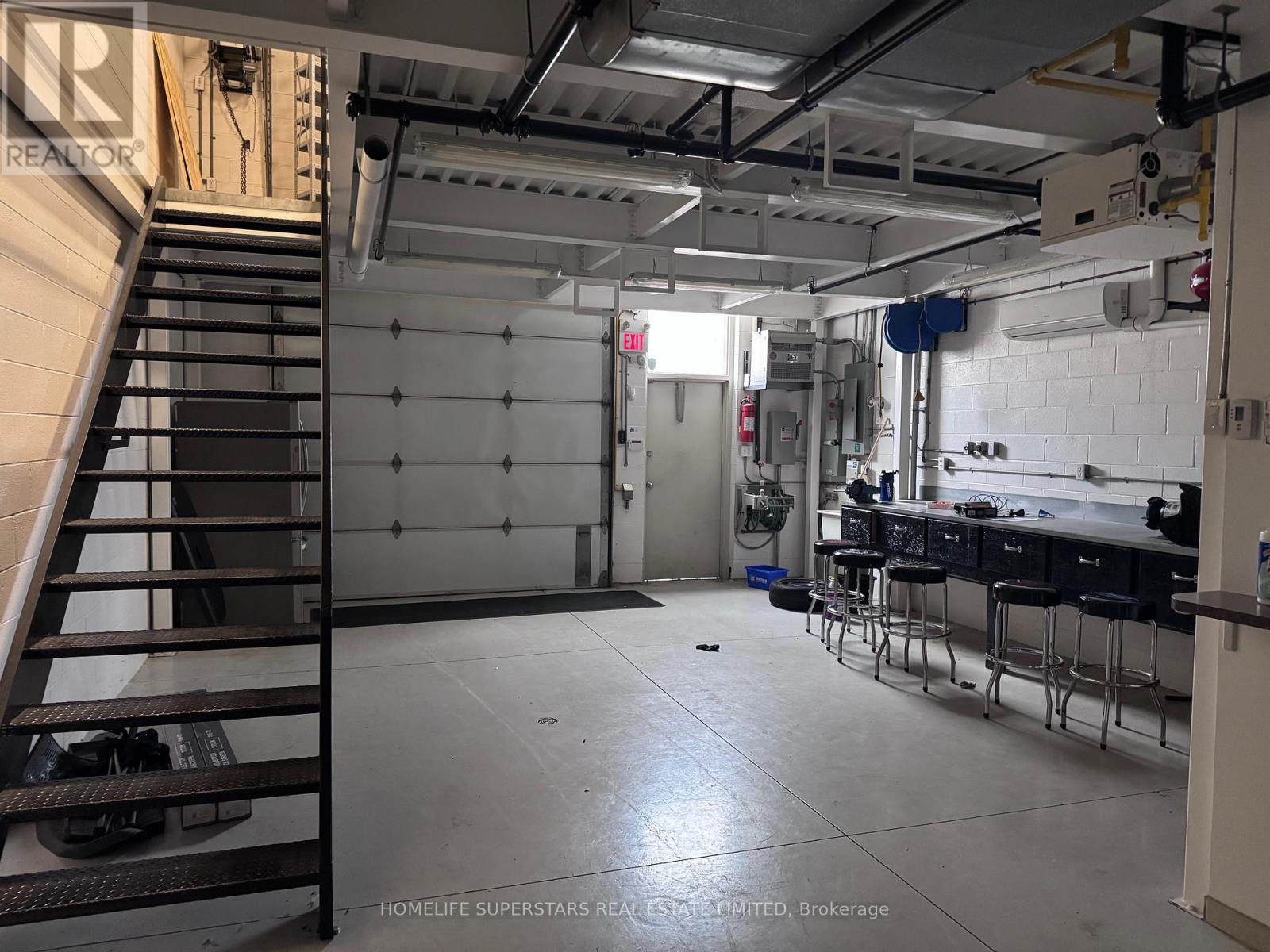 2 - 21 Signal Hill Avenue, Toronto, Ontario  M9W 6V8 - Photo 12 - W12722538