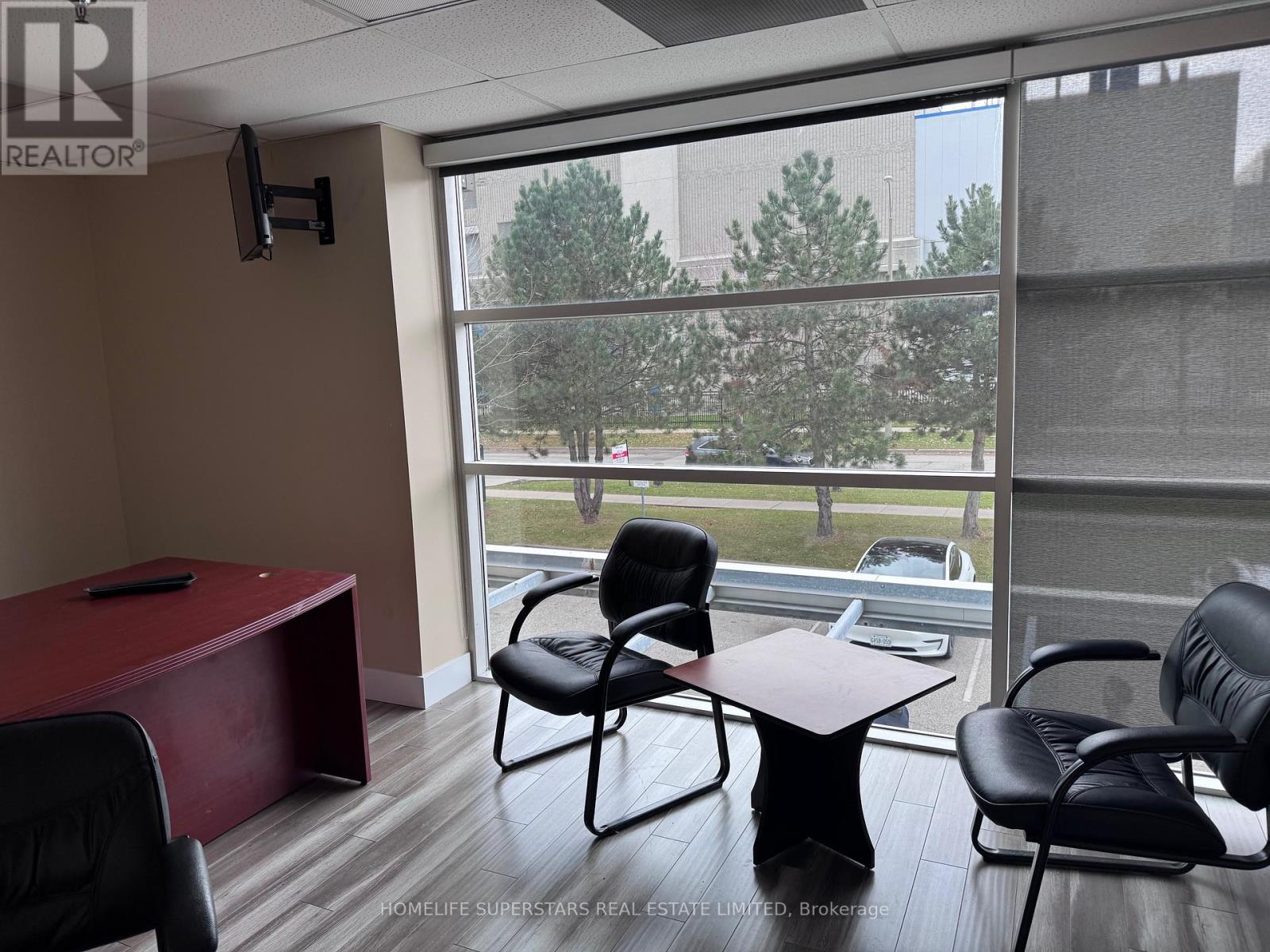 2 - 21 Signal Hill Avenue, Toronto, Ontario  M9W 6V8 - Photo 4 - W12722538