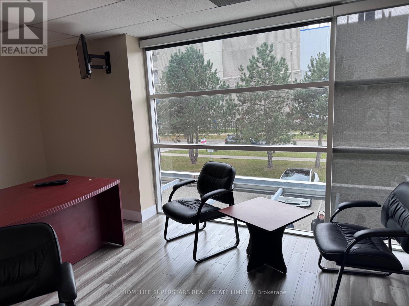 2 - 21 Signal Hill Avenue, Toronto, Ontario  M9W 6V8 - Photo 5 - W12722538